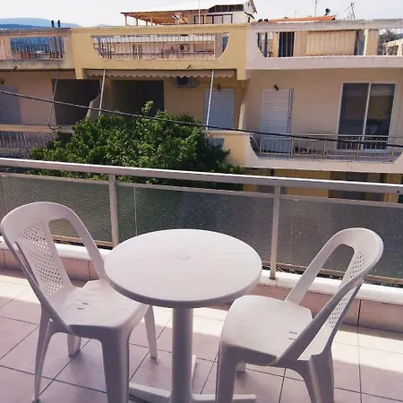 Aqua Apartment Kato Almiri