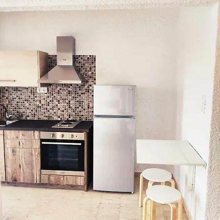 Apartment Aqua Kato Almiri