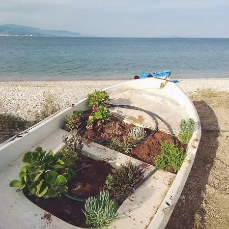 Aqua Apartamento Kato Almirí